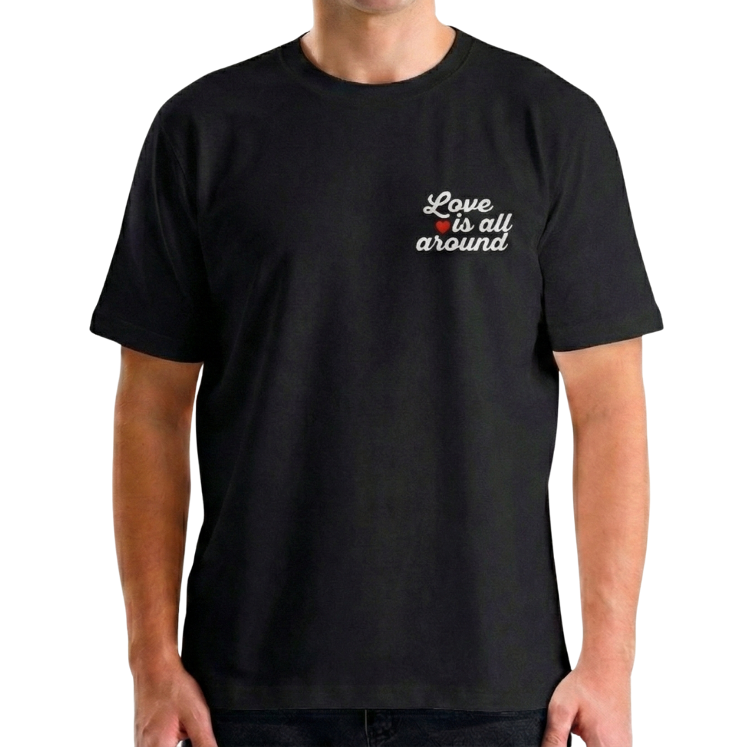 Love is All Around Baskılı Siyah T-shirt