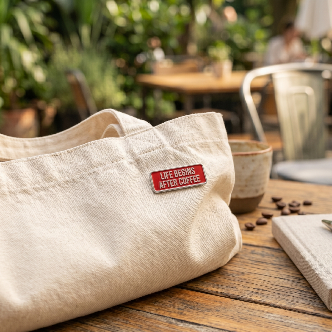 Kahve Temalı Rozetler - Life Begins After Coffee (Kırmızı)